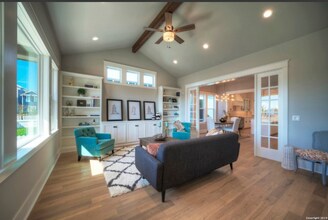 645 Center Green in New Braunfels, TX - Building Photo - Building Photo