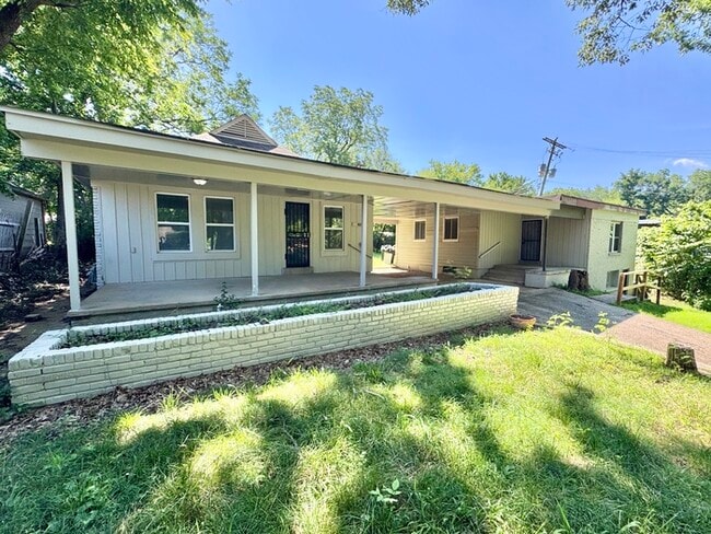 property at 2876 Cela Rd