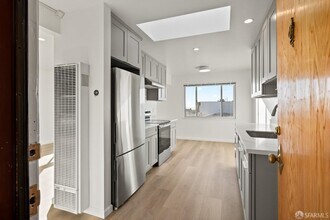 3100 Taraval St in San Francisco, CA - Building Photo - Building Photo