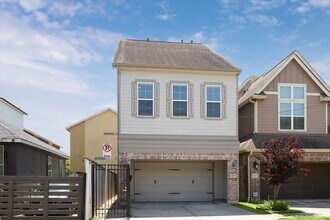 4415 Marina St in Houston, TX - Building Photo - Building Photo