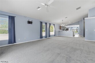 3005 41st St W in Lehigh Acres, FL - Building Photo - Building Photo