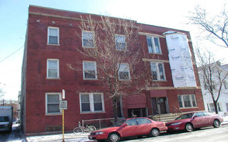 713-17 N Aberdeen Apartments