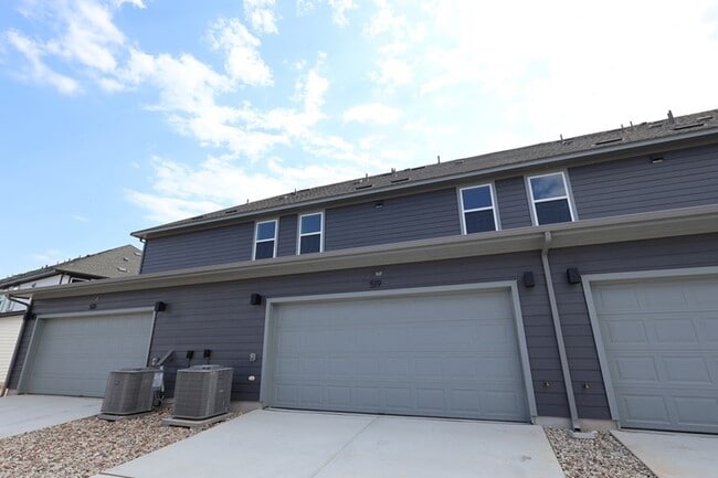 property at 517 Emory Crossing Blvd