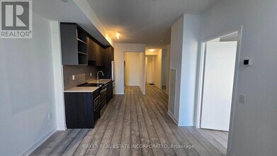 260-260 Malta Ave. in Brampton, ON - Building Photo - Building Photo