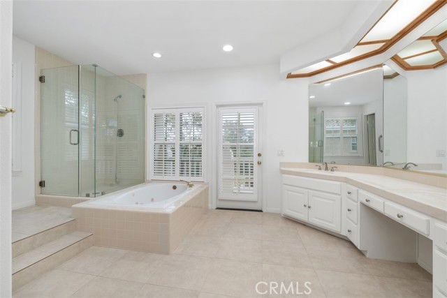 1 Coachman in Trabuco Canyon, CA - Building Photo - Building Photo