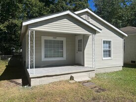 1509 Humes Ave NE in Huntsville, AL - Building Photo