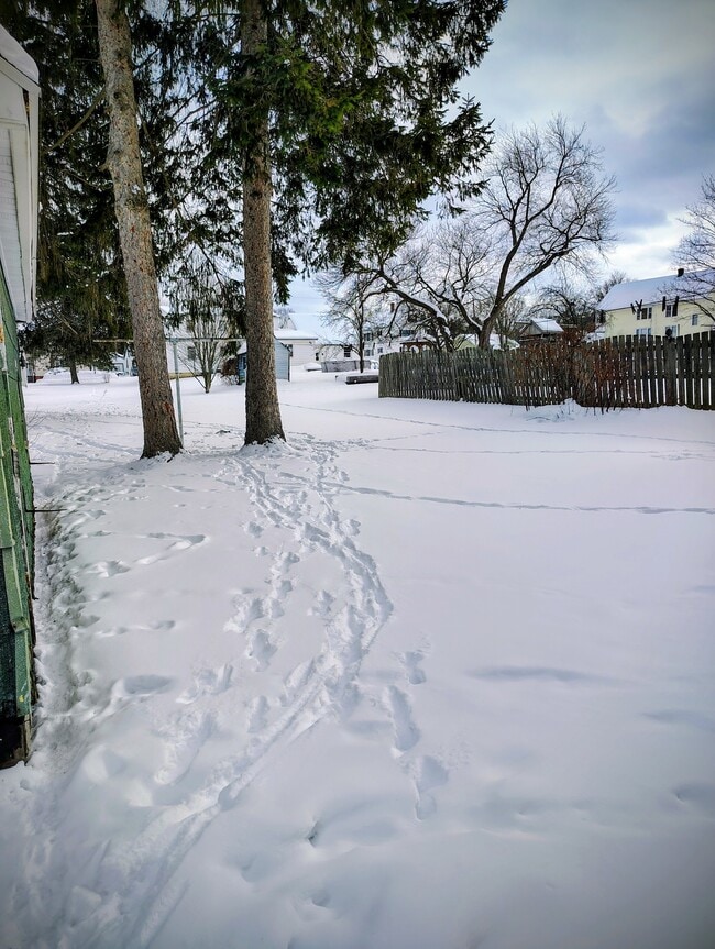 45 Myers Ave in Yorkville, NY - Building Photo - Building Photo