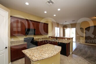 1242 E Paul Dr in Casa Grande, AZ - Building Photo - Building Photo