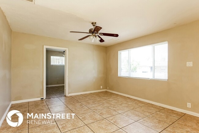 2325 W Pinchot Ave in Phoenix, AZ - Building Photo - Building Photo