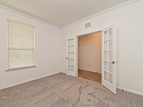 1625 Holly Lk Dr in Leander, TX - Building Photo - Building Photo