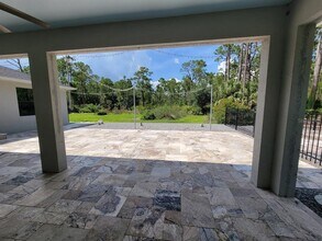 8570 Tropicaire Blvd in North Port, FL - Building Photo - Building Photo