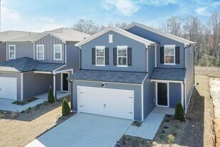 1498 Rhodes Pond St in Wendell, NC - Building Photo