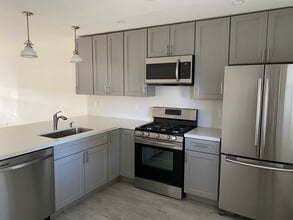 1729 N 16th Ct, Unit 1 in Hollywood, FL - Foto de edificio - Building Photo