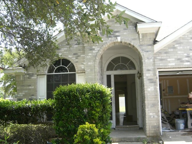 property at 2817 Single Trace Ct