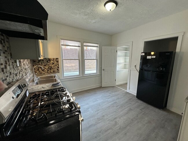 3069 N 29th St in Milwaukee, WI - Building Photo - Building Photo