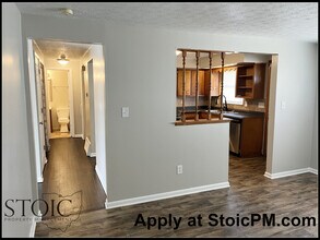 5270 Carbondale Dr in Columbus, OH - Building Photo - Building Photo