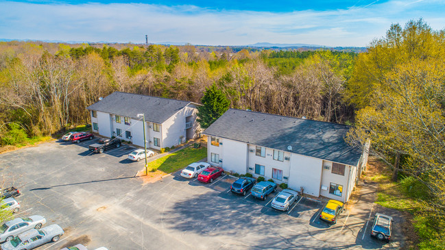 Walnut Hill in Easley, SC - Building Photo - Primary Photo