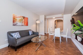 3712 Peel St in Montréal, QC - Building Photo - Building Photo