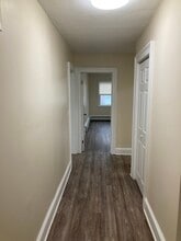 83 Connecticut Blvd, Unit 83 3rd floor in East Hartford, CT - Foto de edificio - Building Photo