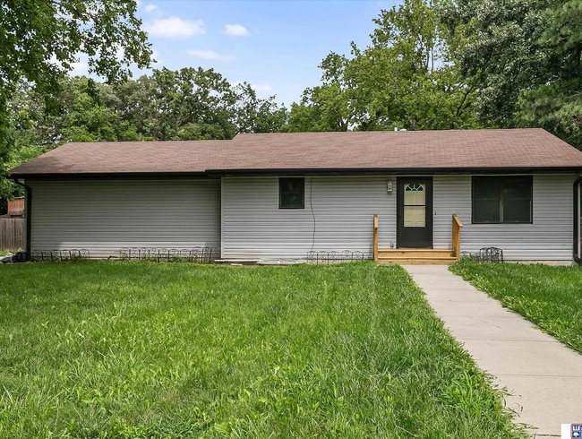property at 706 Old Cheney Rd