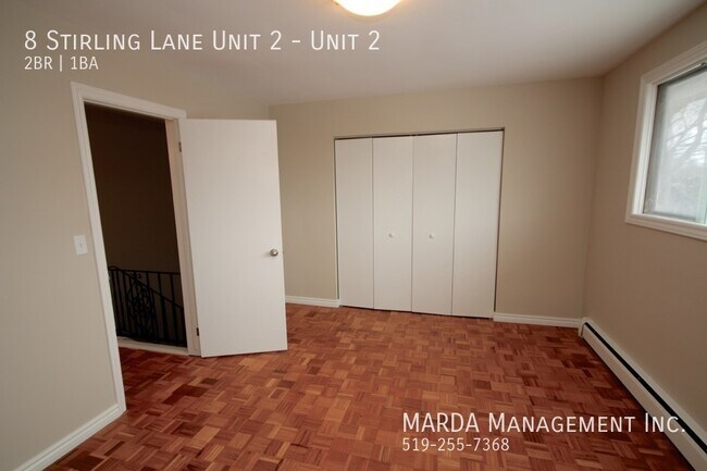 8 Stirling Ln in Chatham, ON - Building Photo - Building Photo