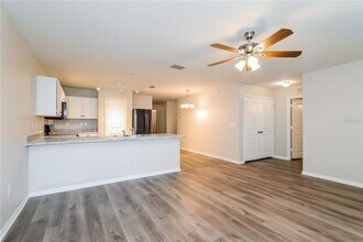 231 Begonia Ln in Poinciana, FL - Building Photo - Building Photo