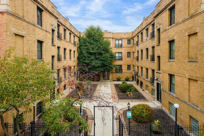 722 W Grace St, Unit 732-3N