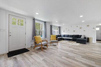 50 Longwood Dr in Colchester, CT - Building Photo - Building Photo