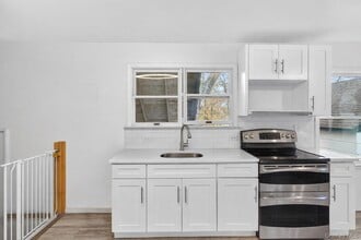 36 Swezey Pl in Monroe, NY - Building Photo - Building Photo