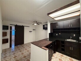 1245 Pennsylvania Ave in Miami Beach, FL - Building Photo