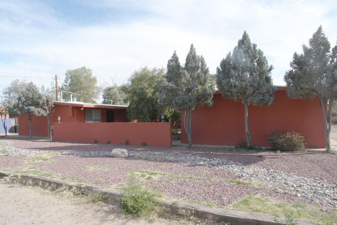 3314 - A E Flower St in Tucson, AZ - Building Photo