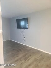 219 Buckingham Ct in Lakewood, NJ - Building Photo - Building Photo