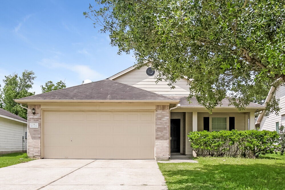 11303 Northam Dr in Tomball, TX - Building Photo
