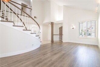 12051 Falcon Crest Way in Los Angeles, CA - Building Photo - Building Photo