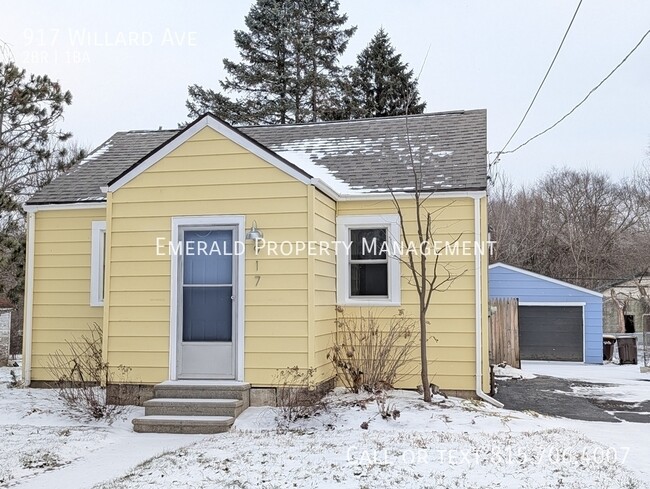 property at 917 Willard Ave W