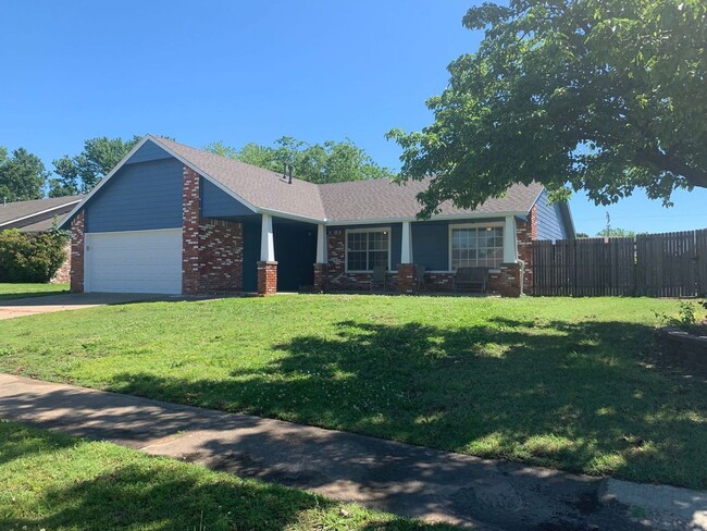 8231 N 127th E Ave in Owasso, OK - Building Photo - Building Photo