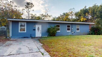 6926 Camelot Rd in Jacksonville, FL - Building Photo