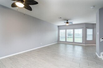 20027 Bayliss Manor Ln in Cypress, TX - Building Photo - Building Photo