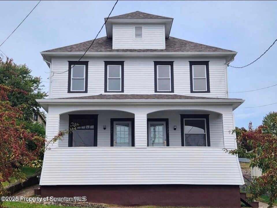 777 Bennett St in Luzerne, PA - Building Photo