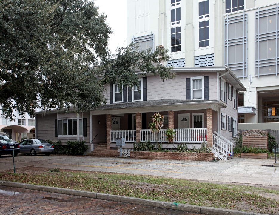 429 E Pine St in Orlando, FL - Foto de edificio