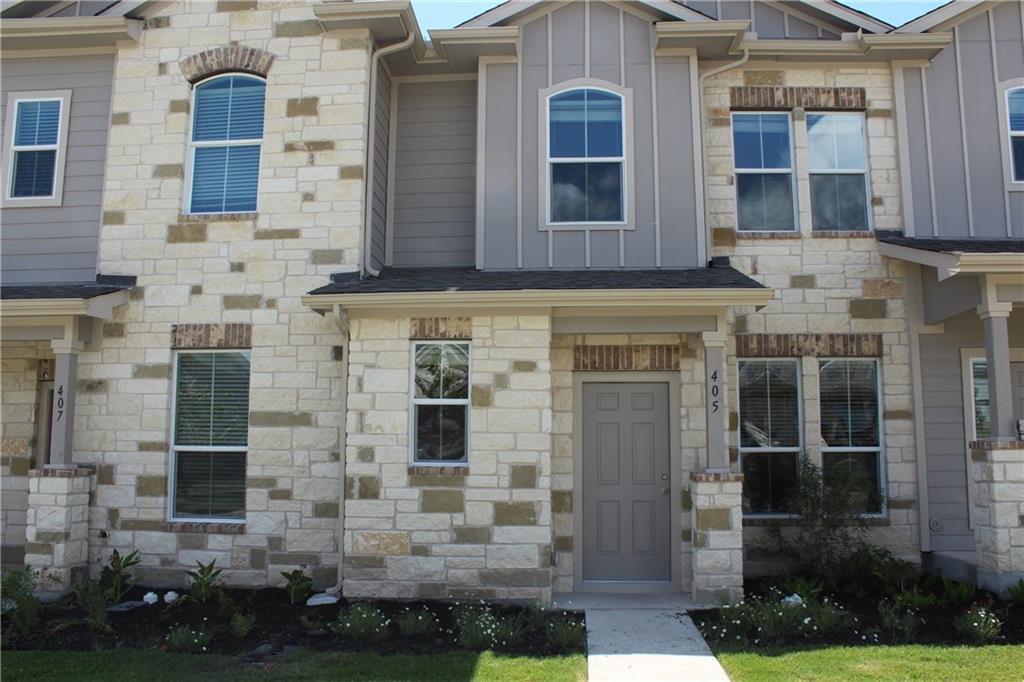 405 Crater Lake Dr in Pflugerville, TX - Foto de edificio