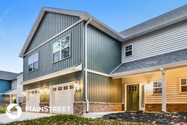 2101 Paddle Wheel Dr in Jeffersonville, IN - Building Photo - Building Photo