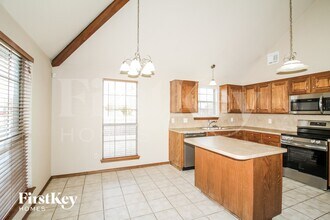 2504 Tyler Ln in Moore, OK - Building Photo - Building Photo