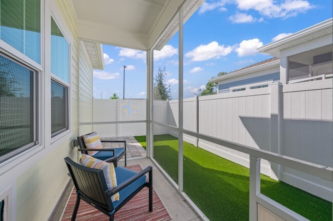 The Tides at Waterside in Sarasota, FL - Foto de edificio - Building Photo