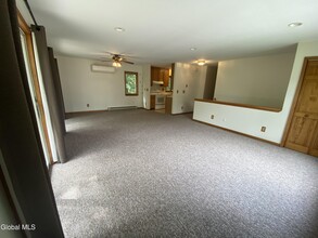 12 Lake Ave in Ballston Spa, NY - Building Photo - Building Photo