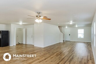 215 Farmington Dr in Harvest, AL - Building Photo - Building Photo