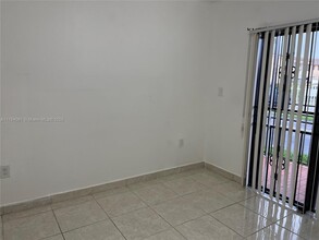 1340 W 41st St in Hialeah, FL - Building Photo - Building Photo