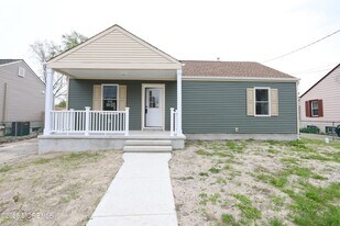 602 Chestnut St in Lakehurst, NJ - Building Photo