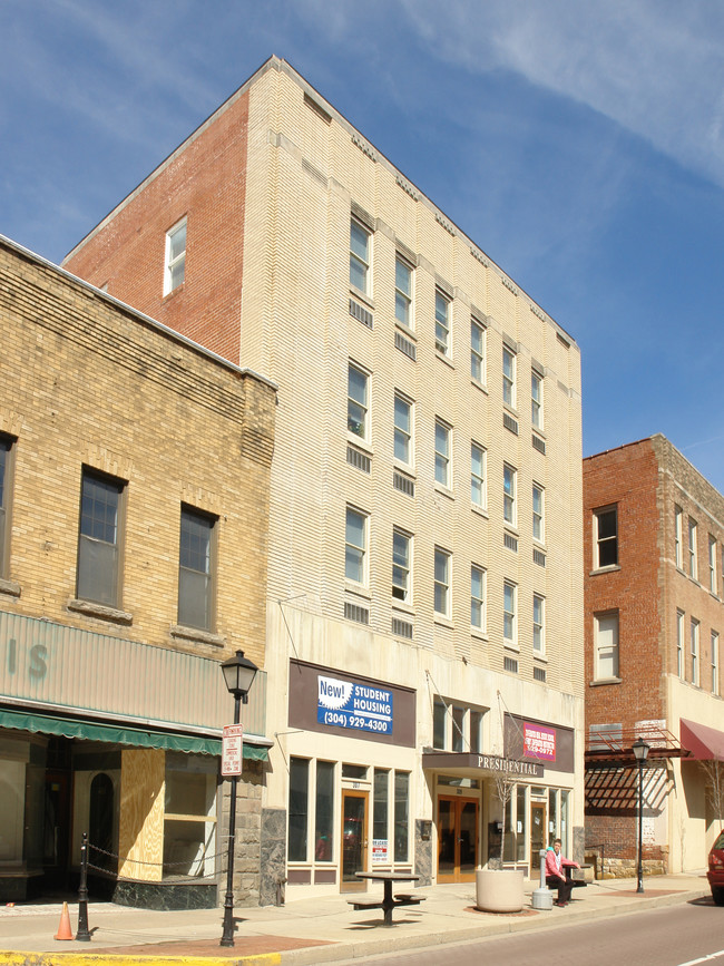 Presidential Hall in Beckley, WV - Foto de edificio - Building Photo