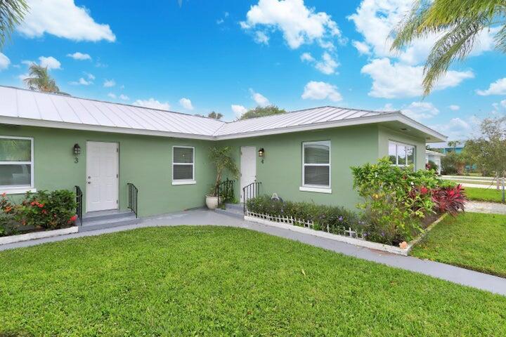 214 Lakeview Ave, Unit 4 in Lantana, FL - Building Photo